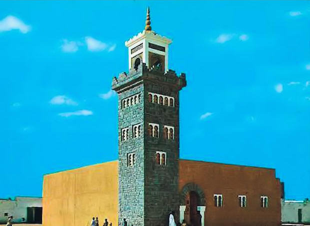 La mezquita de Smara en la época española (www.todocoleccion.net).