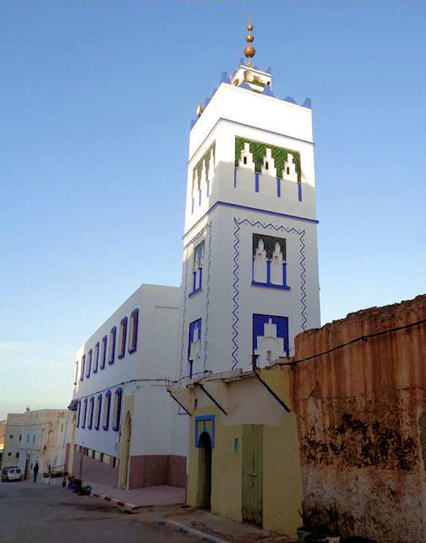 La mezquita Grande de Sidi Ifni en la actualidad, desde el suroeste (autores).